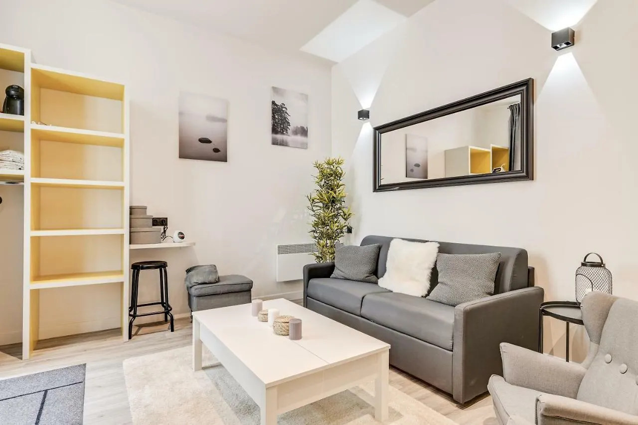 Luckey Homes - Rue Chapon パリ