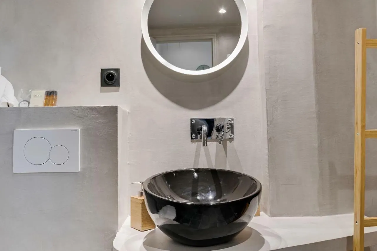 Luckey Homes - Rue Chapon パリ フランス
