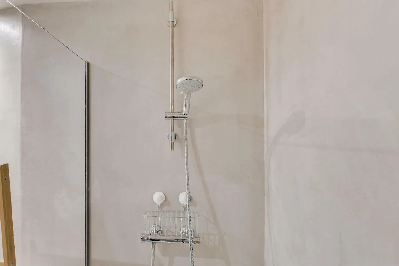 Luckey Homes - Rue Chapon パリ アパート