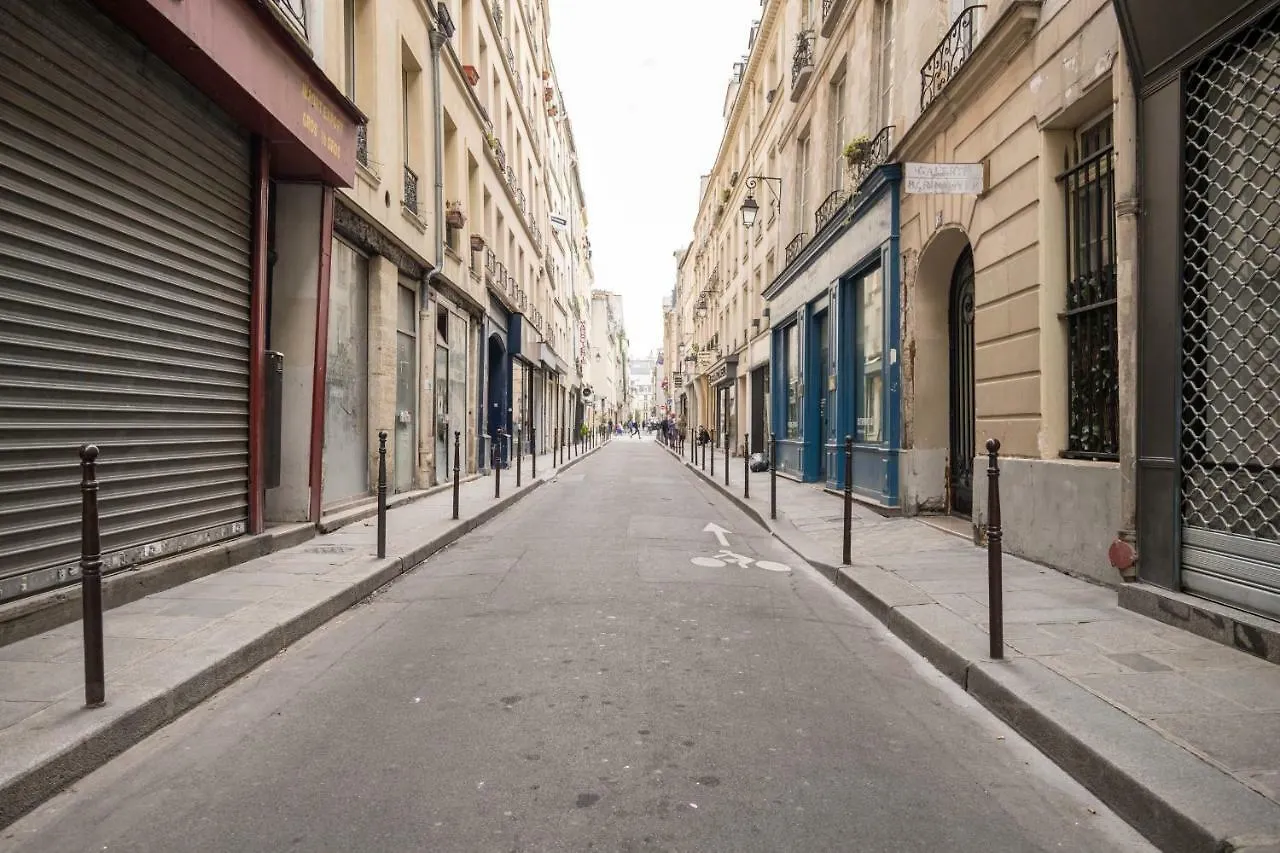 Luckey Homes - Rue Chapon パリ
